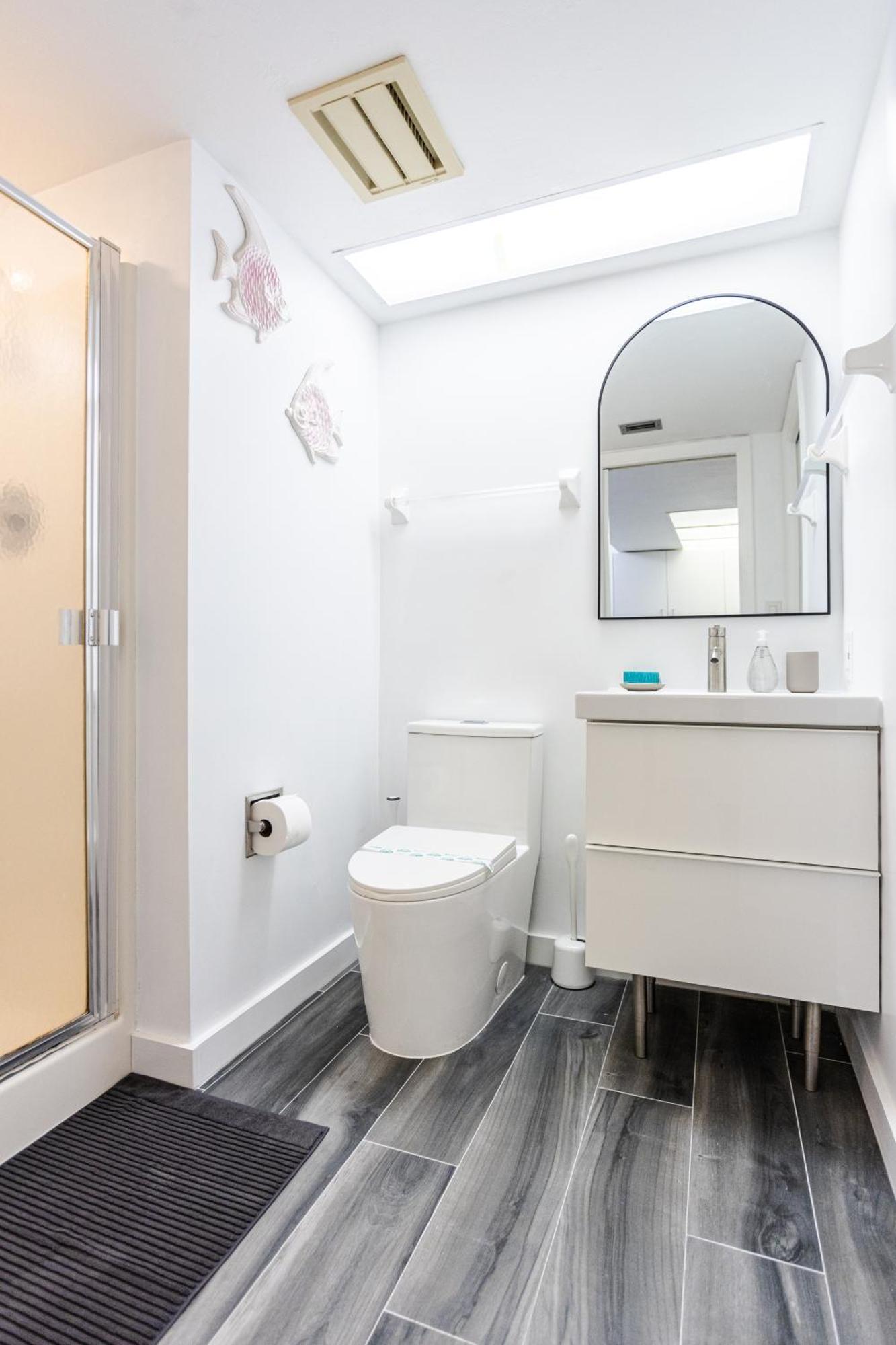 Bass & Sun Condominium 2/2 Bedroom クルーイストン 部屋 写真