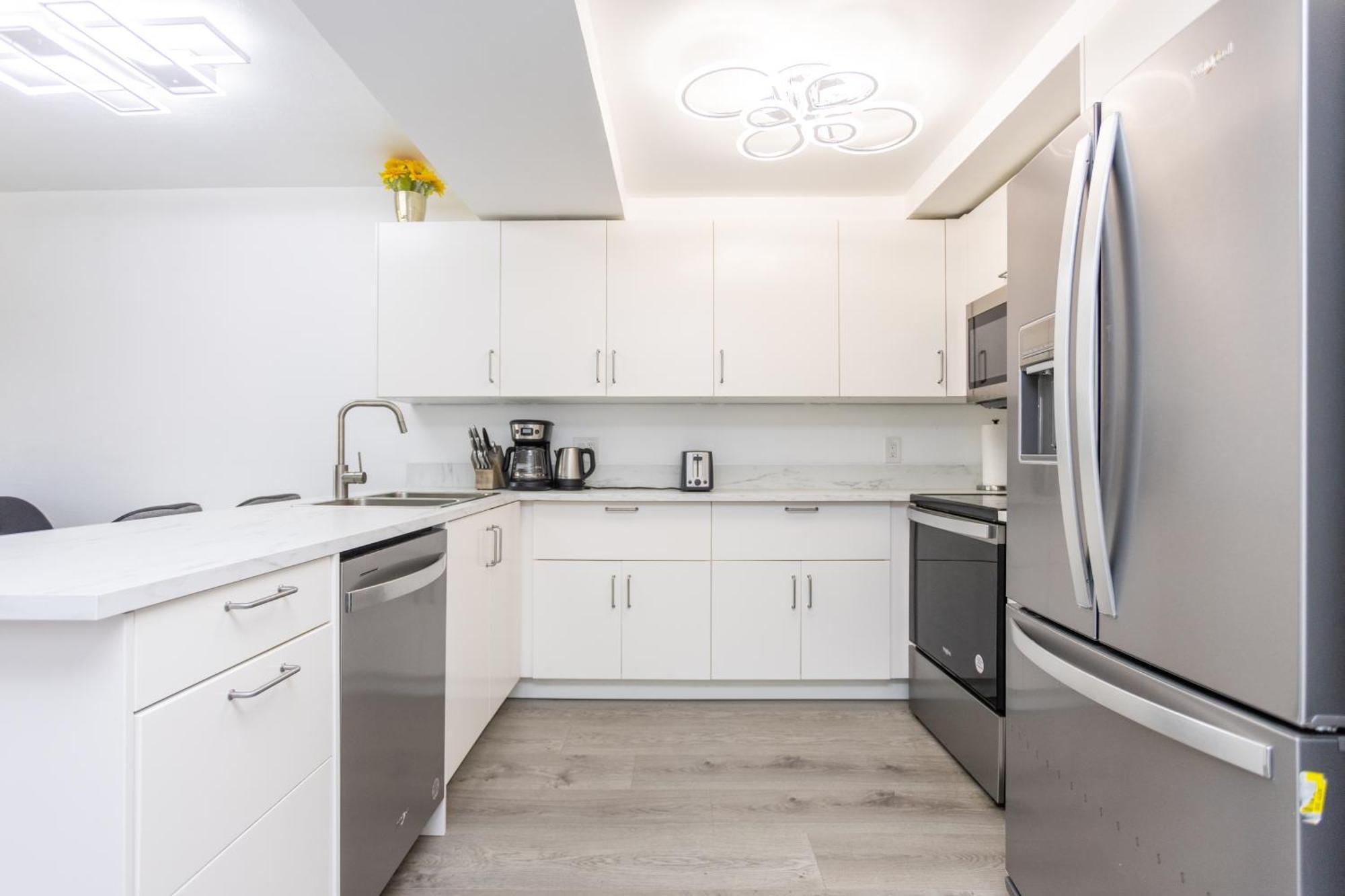 Bass & Sun Condominium 2/2 Bedroom クルーイストン 部屋 写真