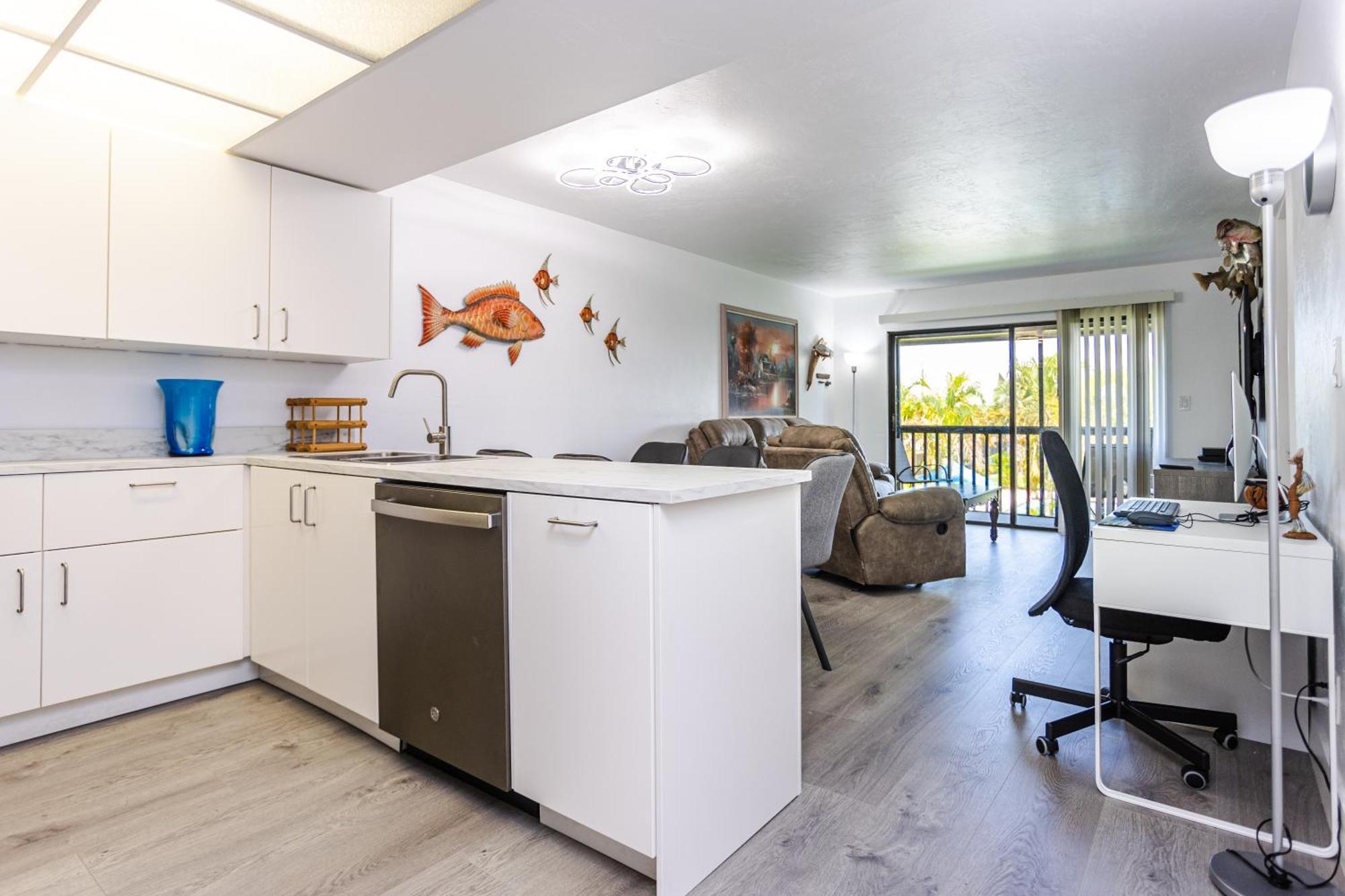Bass & Sun Condominium 2/2 Bedroom クルーイストン 部屋 写真