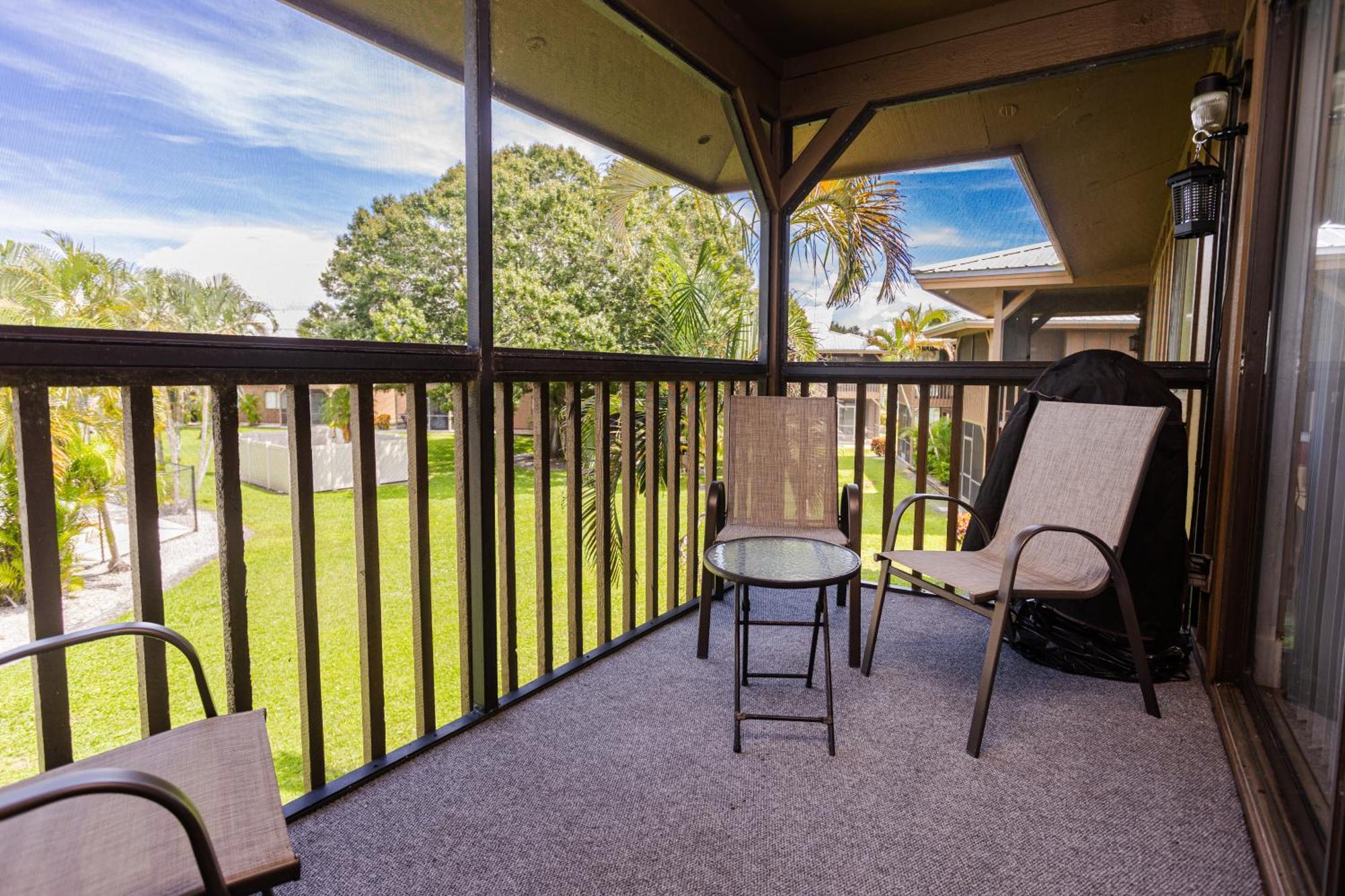 Bass & Sun Condominium 2/2 Bedroom クルーイストン 部屋 写真